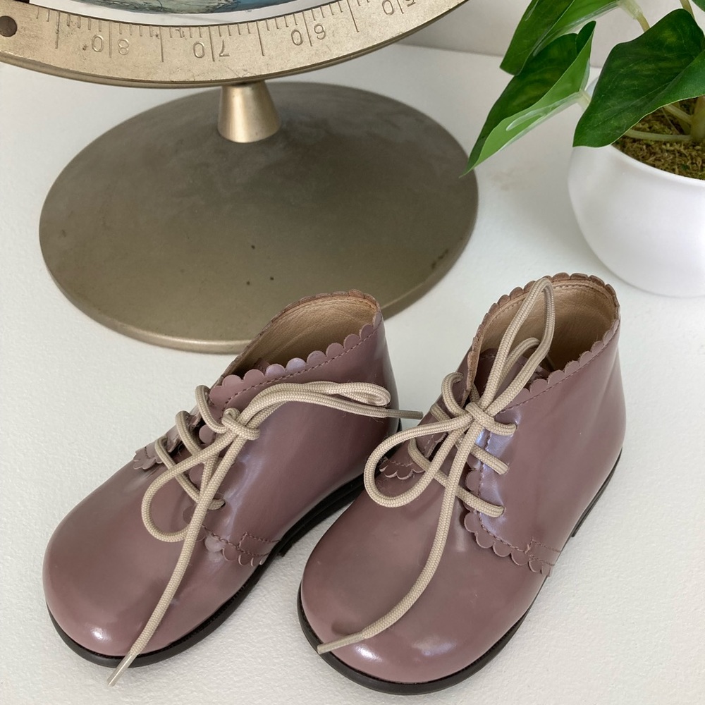 Flora & Henri PePe shoes
